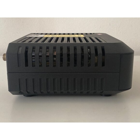 Cisco DPQ3212 Cable Modem Black NO Cables Works As Is - Picture 9 of 11